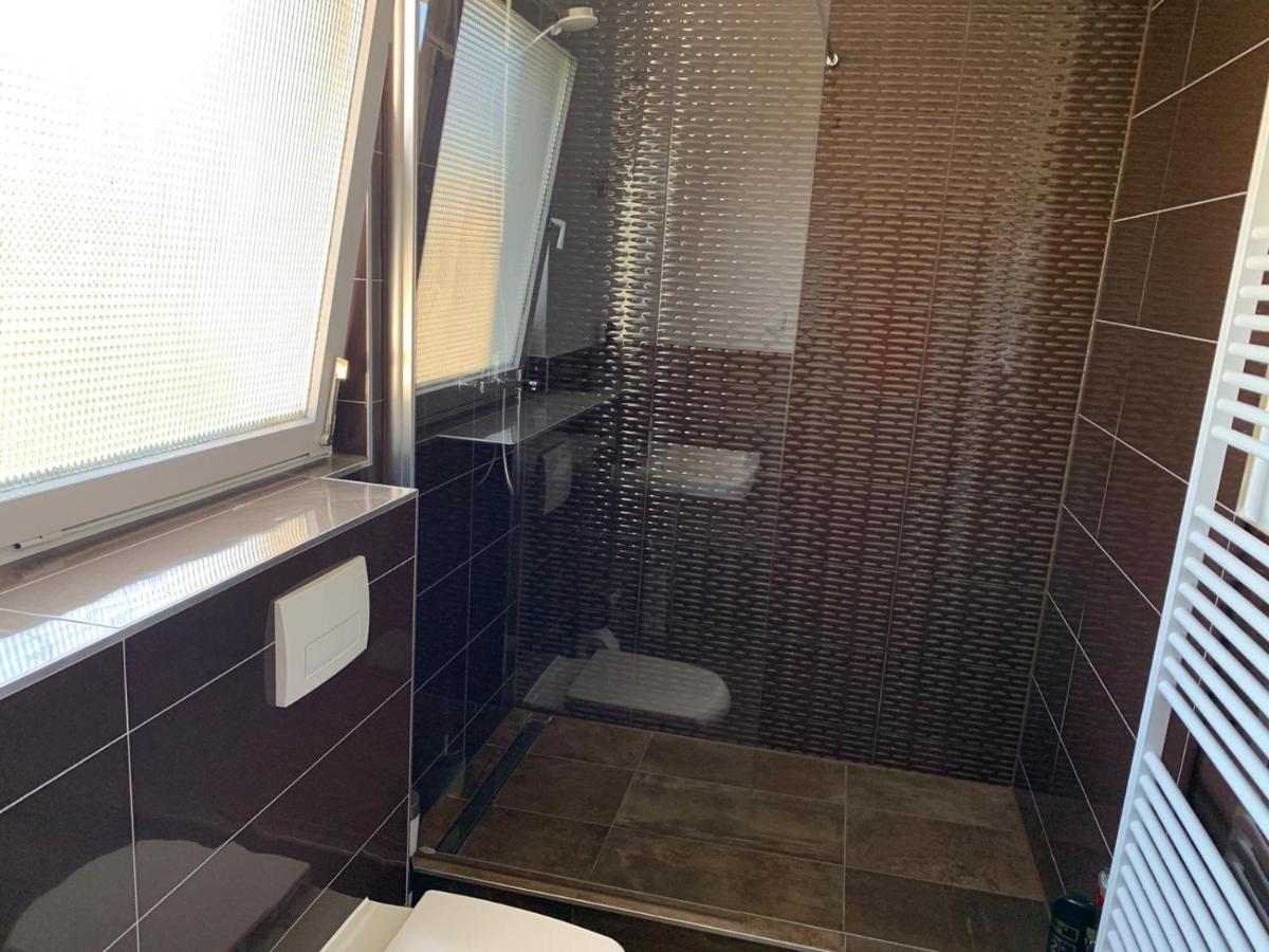 Nuertingen Zimmer Экстерьер фото