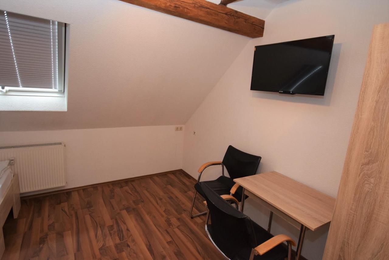 Nuertingen Zimmer Экстерьер фото