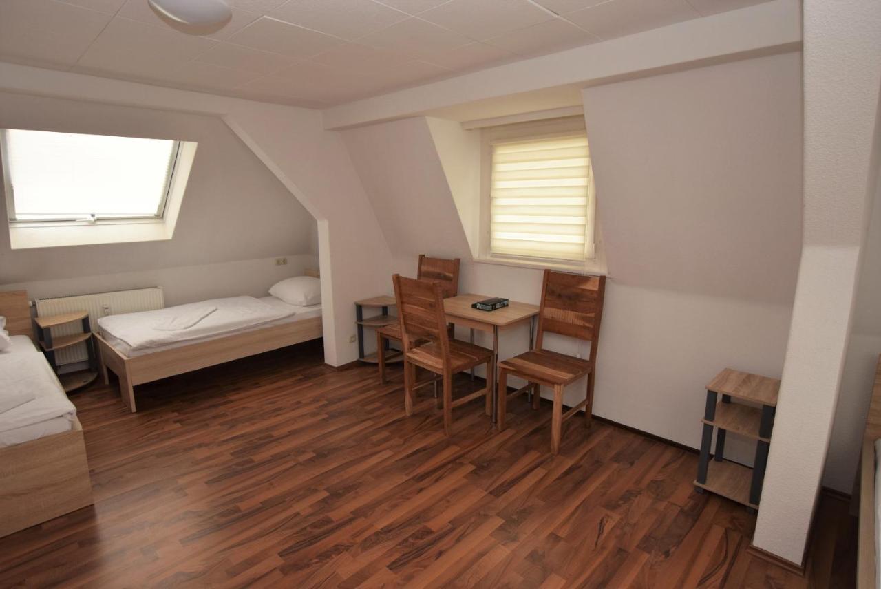 Nuertingen Zimmer Экстерьер фото