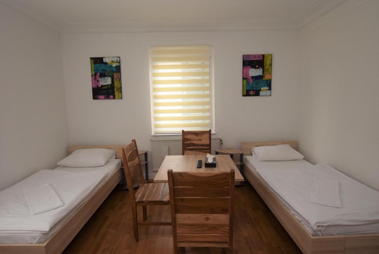 Nuertingen Zimmer Экстерьер фото