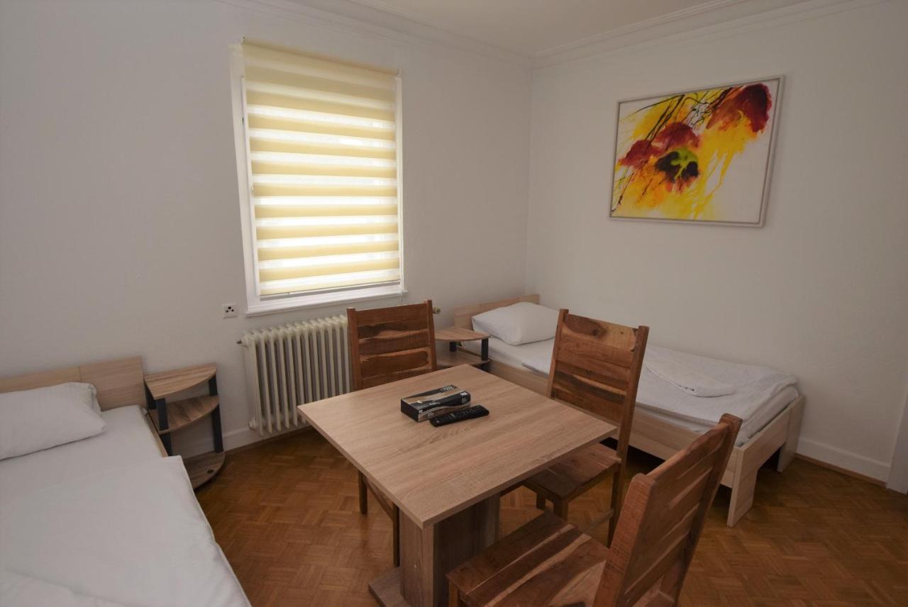 Nuertingen Zimmer Экстерьер фото