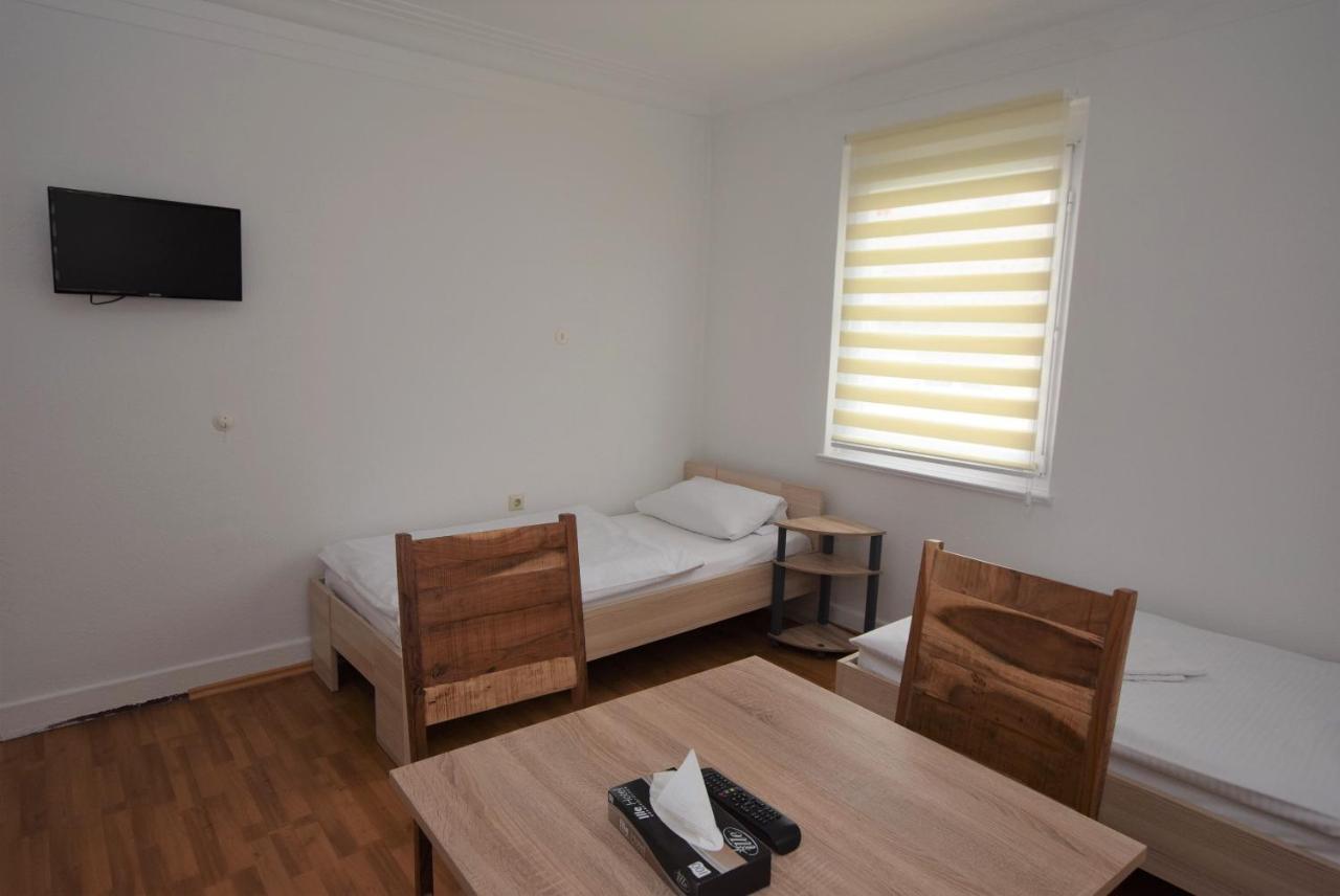 Nuertingen Zimmer Экстерьер фото